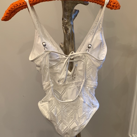 BECCA CROCHET SWIMSUIT - Picture 3 of 4